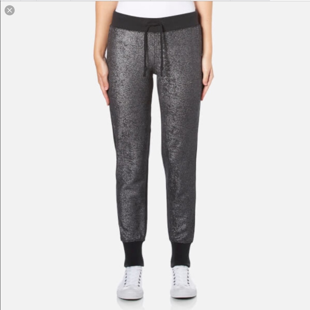 Converse metallic jogger